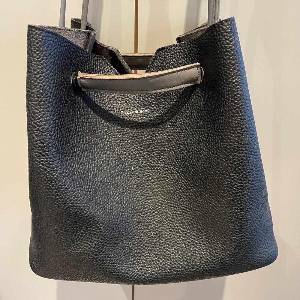 Pixie Mood (vegan) Jasmine large hobo style bag tote purse